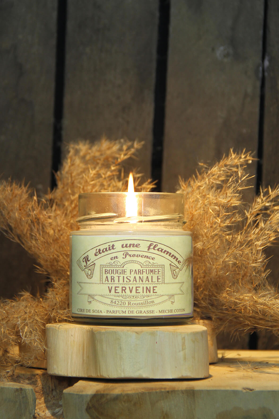 Bougie bio artisanales parfumées verveine naturelles non toxiques fabriquées à la main. Cire végétale de soja parfum de Grasse